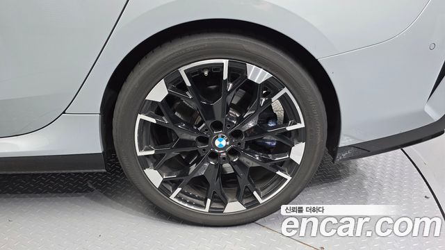 BMW 2 Series Gran Coupe (F74) M235 xDrive 2025 — фото 5