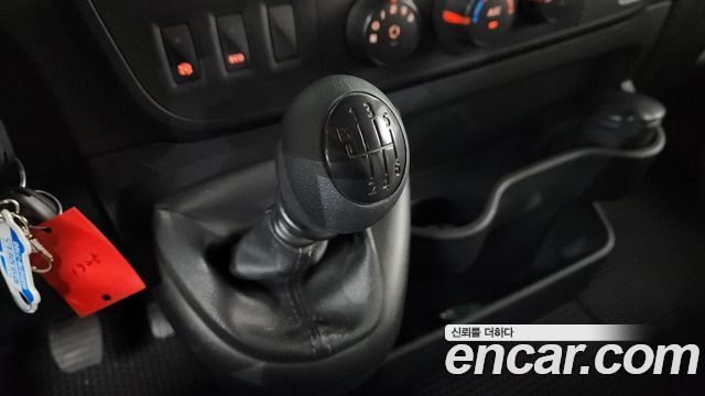 Renault Korea Master 2.3 15-Seater 2019 — фото 9