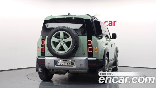 Land Rover Defender (L663) 110 D300 75th Edition 2023 — фото 4