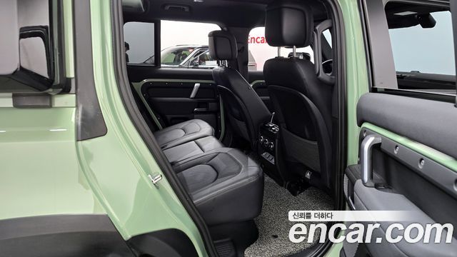 Land Rover Defender (L663) 110 D300 75th Edition 2023 — фото 11