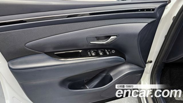 Hyundai Tucson (NX4) Gasoline 1.6 Turbo 2WD Inspiration 2021 — фото 24