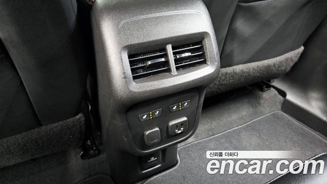 Chevrolet Next Equinox 2WD Premier 2022 — фото 18