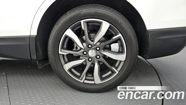 Chevrolet Next Equinox 2WD Premier 2022 — фото 21