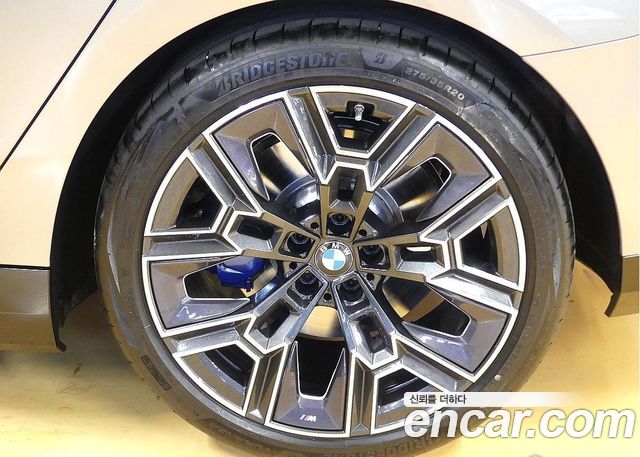 BMW 5 Series (G60) 530e xDrive M Sport 2026 — фото 5