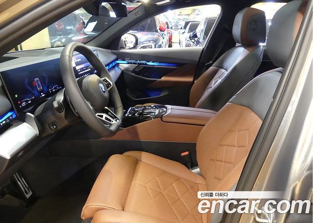BMW 5 Series (G60) 530e xDrive M Sport 2026 — фото 10