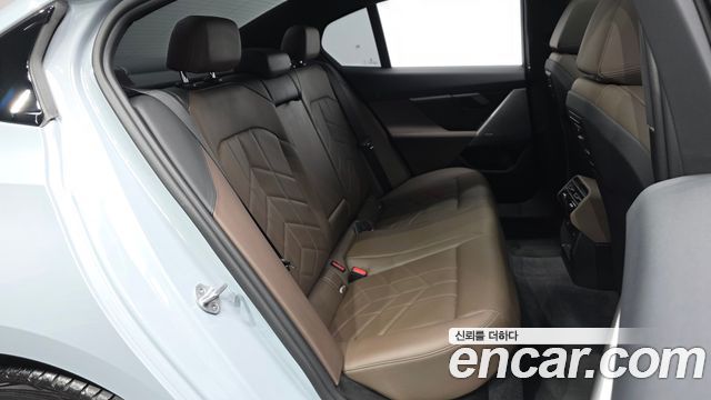 BMW 5 Series (G60) 520i M Sport 2024 — фото 12