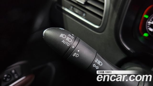 Renault Korea QM6 2.0 LPe RE Signature 2WD 2020 — фото 19