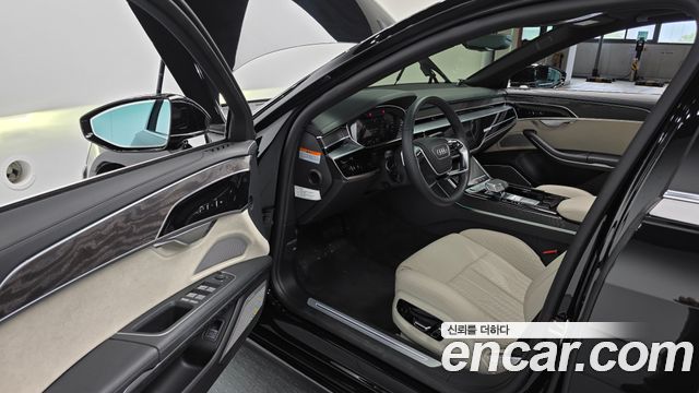 Audi A8 (D5) 55 TFSI Quattro Premium LWB 2023 — фото 10