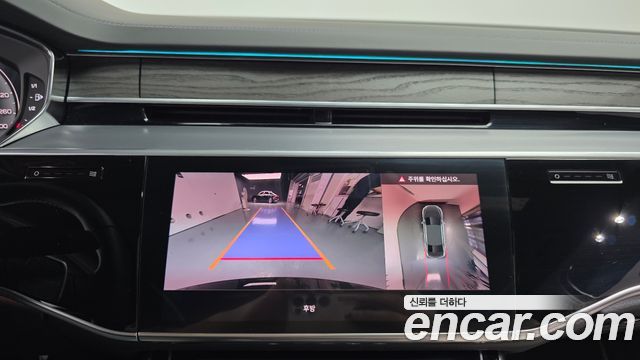 Audi A8 (D5) 55 TFSI Quattro Premium LWB 2023 — фото 16