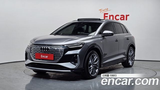 Audi Q4 e-tron (F4) 45 Premium 2025 — фото 1