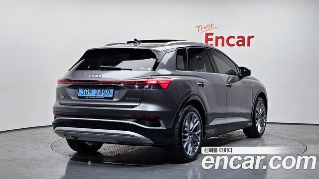 Audi Q4 e-tron (F4) 45 Premium 2025 — фото 2