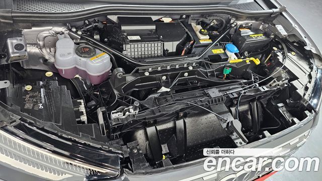Audi Q4 e-tron (F4) 45 Premium 2025 — фото 6