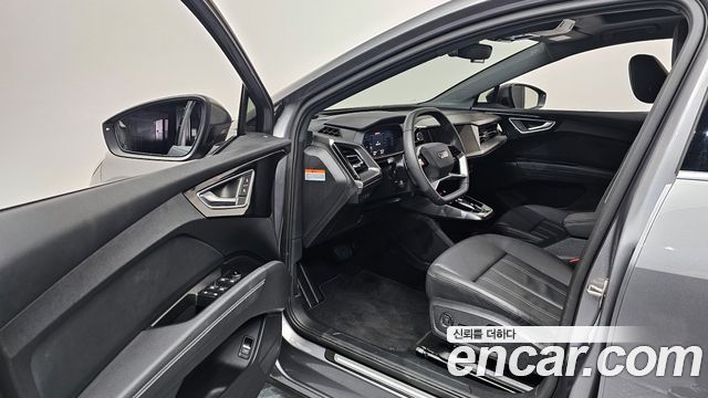 Audi Q4 e-tron (F4) 45 Premium 2025 — фото 10