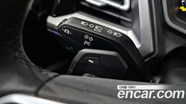 Audi Q4 e-tron (F4) 45 Premium 2025 — фото 17