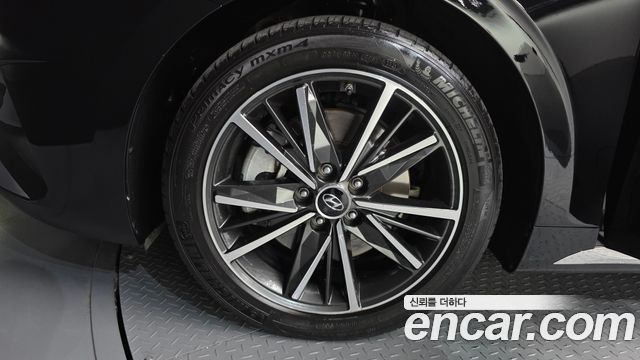 Hyundai Grandeur (IG) 3.3 Premium 2022 — фото 5