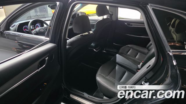 Hyundai Grandeur (IG) 3.3 Premium 2022 — фото 11