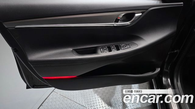 Hyundai Grandeur (IG) 3.3 Premium 2022 — фото 24
