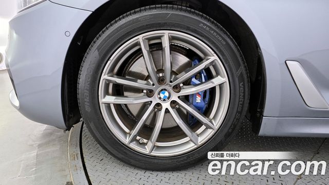 BMW 5 Series (G30) 530i M Sport Package Plus 2018 — фото 5
