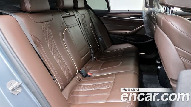 BMW 5 Series (G30) 530i M Sport Package Plus 2018 — фото 11