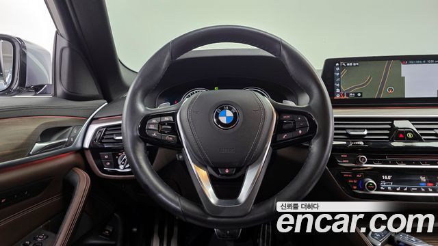 BMW 5 Series (G30) 530i M Sport Package Plus 2018 — фото 13
