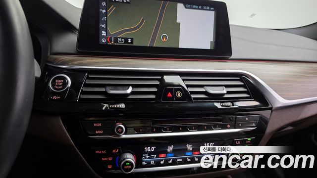 BMW 5 Series (G30) 530i M Sport Package Plus 2018 — фото 14