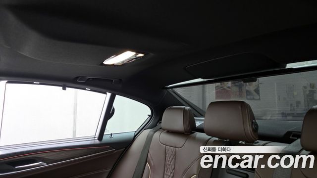 BMW 5 Series (G30) 530i M Sport Package Plus 2018 — фото 19