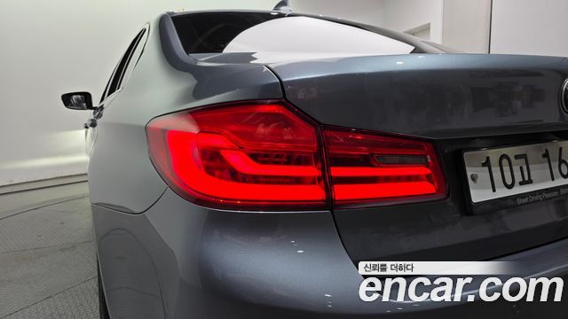 BMW 5 Series (G30) 530i M Sport Package Plus 2018 — фото 23