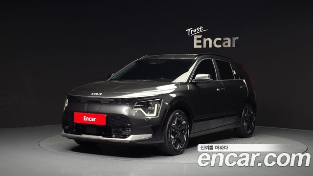 Kia Niro EV Earth 2024 — фото 1