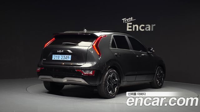 Kia Niro EV Earth 2024 — фото 2