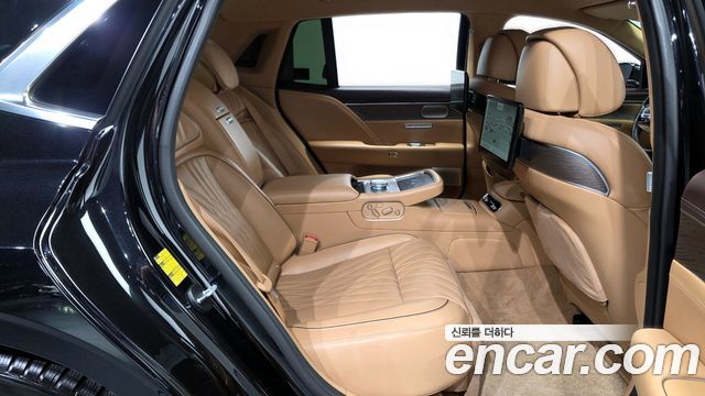 Genesis G90 (RS4) Gasoline 3.5 Turbo AWD 2023 — фото 11