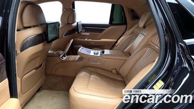Genesis G90 (RS4) Gasoline 3.5 Turbo AWD 2023 — фото 26