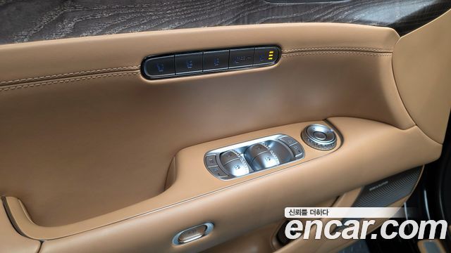 Genesis G90 (RS4) Gasoline 3.5 Turbo AWD 2023 — фото 30