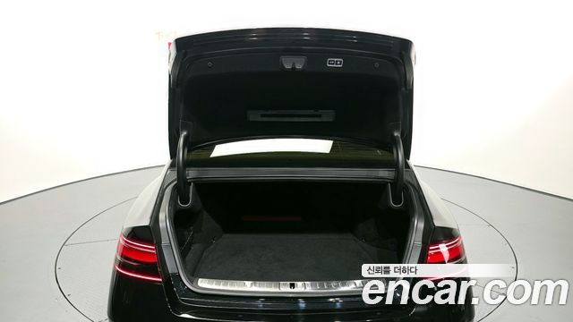 Genesis G90 (RS4) Gasoline 3.5 Turbo AWD 2023 — фото 32