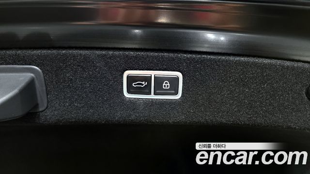 Genesis G90 (RS4) Gasoline 3.5 Turbo AWD 2023 — фото 33