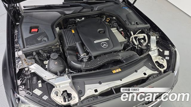 Mercedes-Benz E-Class (W213) E250 AMG Line 2023 — фото 6