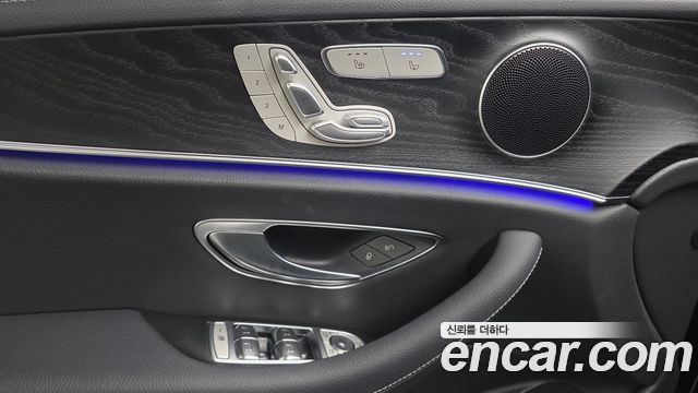 Mercedes-Benz E-Class (W213) E250 AMG Line 2023 — фото 19