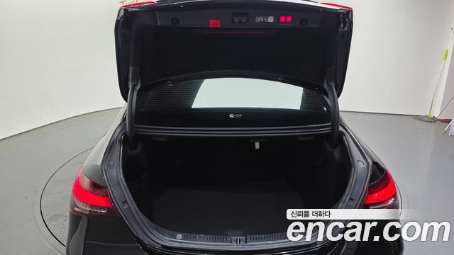 Mercedes-Benz E-Class (W213) E250 AMG Line 2023 — фото 20