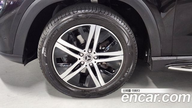 Mercedes-Benz GLE-Class (W167) GLE300d 4MATIC 2020 — фото 5