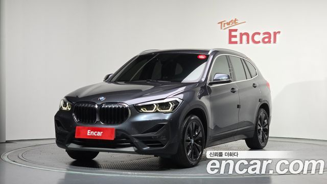 BMW X1 (F48) xDrive 20i Advantage 2020 — фото 1