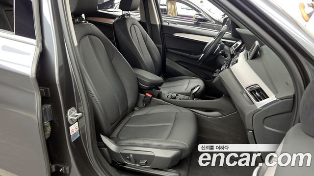 BMW X1 (F48) xDrive 20i Advantage 2020 — фото 11
