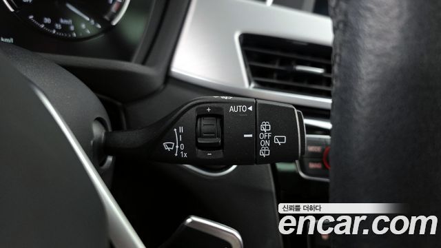BMW X1 (F48) xDrive 20i Advantage 2020 — фото 29