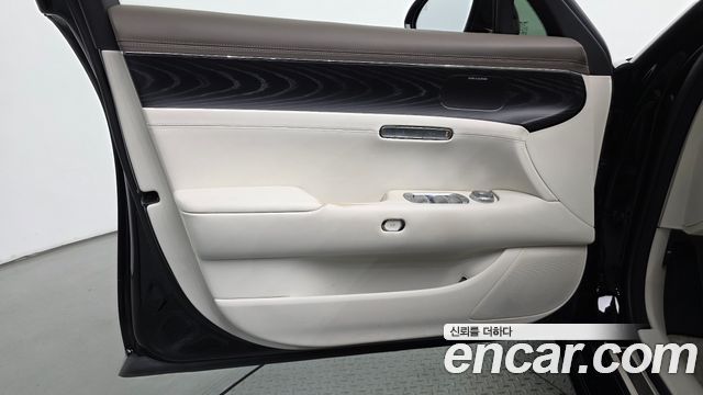 Genesis G90 (RS4) Gasoline 3.5 Turbo AWD 2023 — фото 24