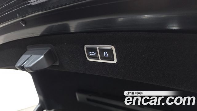 Genesis G90 (RS4) Gasoline 3.5 Turbo AWD 2023 — фото 30