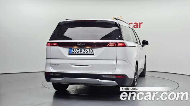 Kia Carnival (IV) Gasoline 9-Seater Prestige 2023 — фото 4