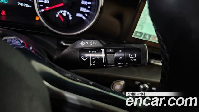 Kia Carnival (IV) Gasoline 9-Seater Prestige 2023 — фото 14