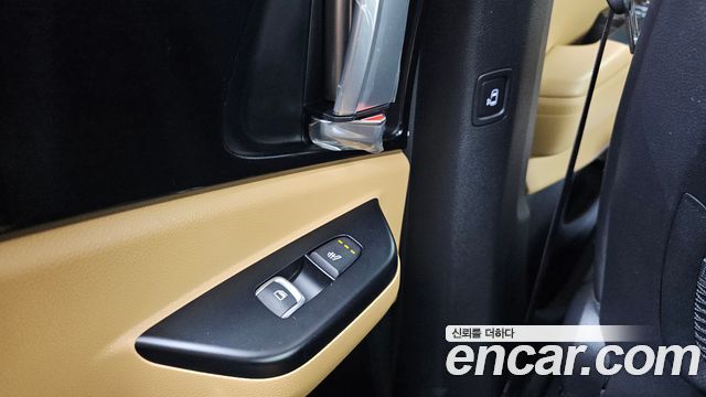 Kia Carnival (IV) Gasoline 9-Seater Prestige 2023 — фото 18