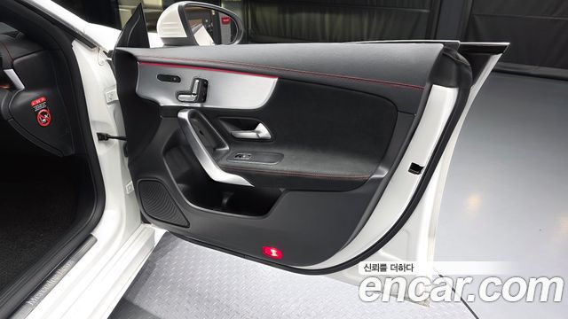Mercedes-Benz CLA-Class (C118) CLA250 4MATIC 2021 — фото 24