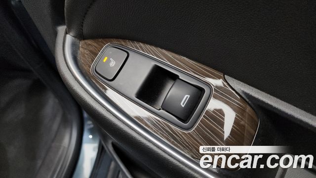 Chevrolet Malibu 1.3 Turbo Premier 2020 — фото 20