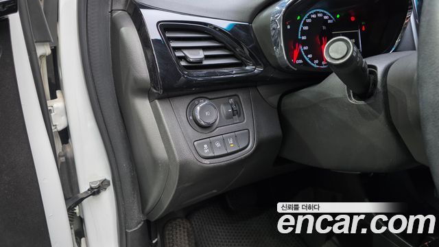 Chevrolet Next Spark LTZ 2016 — фото 18