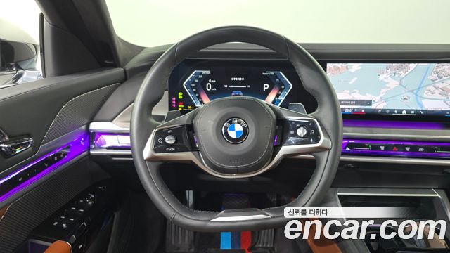 BMW 7 Series (G70) 740i sDrive Design Pure Excellence 2023 — фото 13